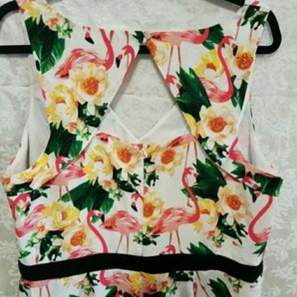 ♡HOST PICK♡ NWT Flamingo Romper Size 14 - Picture 3 of 4